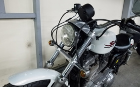 HARLEY HARLEY XLH883 IS GAR 2000 CEM