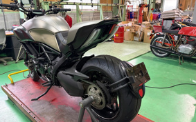DUCATI DIAVEL TITANIUM 2015 ZDMG105JAFB