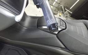 YAMAHA T-MAX 560 T 2020 SJ19J