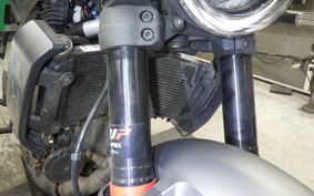 HUSQVARNA SVARTPILEN 401 2024