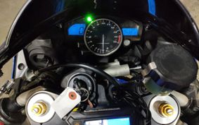 YAMAHA YZF-R1 2004 RN12
