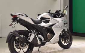 SUZUKI GIXXER 250 SF ED22B
