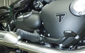 TRIUMPH BONNEVILLE BOBBER 2023
