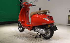 VESPA PRIMAVERA 50 2023