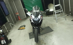 SUZUKI GSX250R 2015
