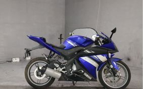 YAMAHA YZF-R125 RE06