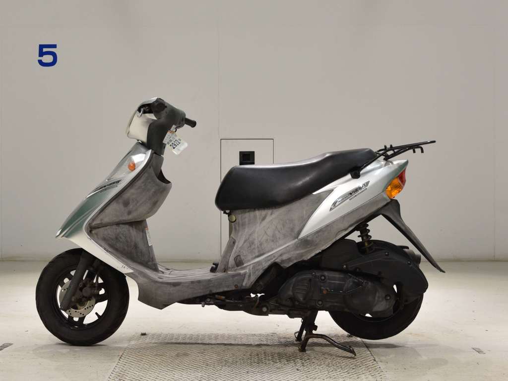 Фото Suzuki ADDRESS V125 G с японского аукциона