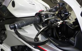 YAMAHA YZF-R6 2019