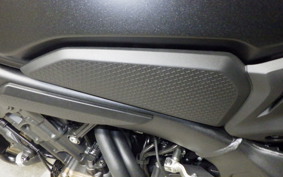 HONDA CB650R E-Clutch 2025 RH17