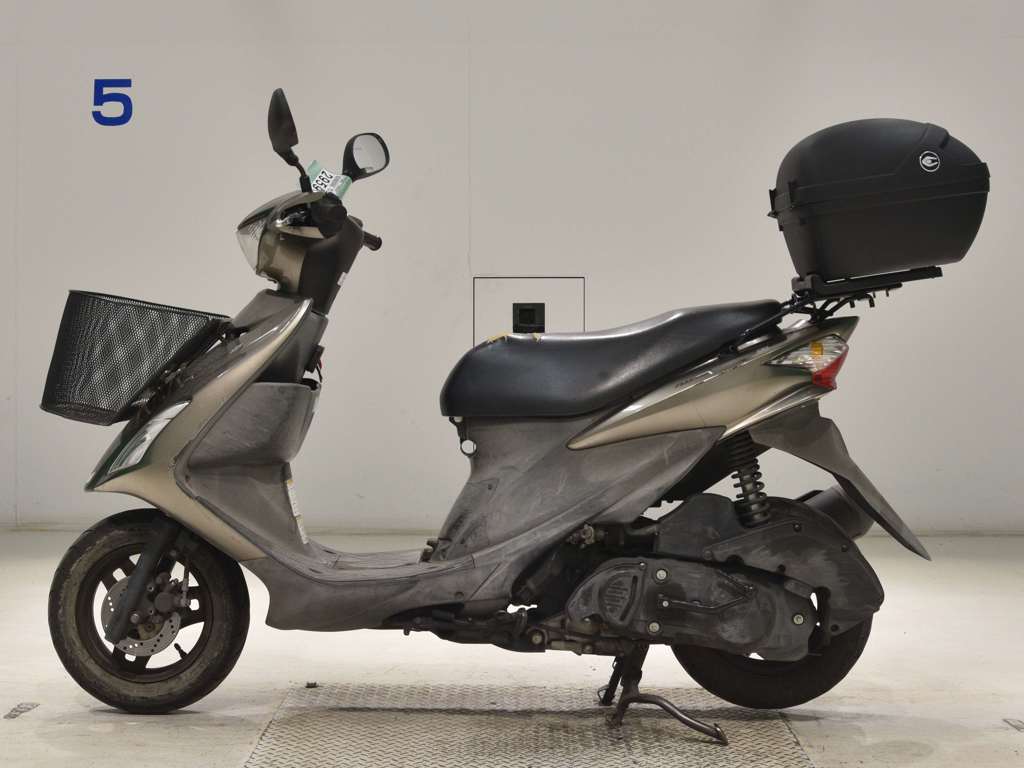 Фото Suzuki ADDRESS V125 S 2012 с японского аукциона
