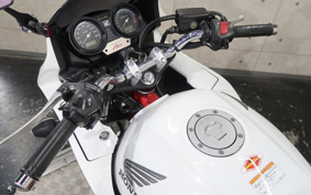 HONDA CB400SFV-3 BOLDOR 2011 NC42