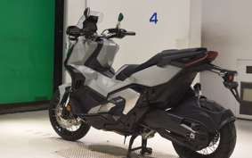 HONDA X-ADV 750 2024