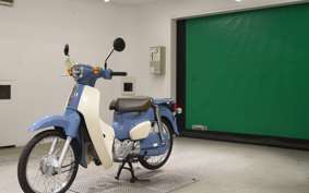 HONDA C50 SUPER CUB 2004 AA09