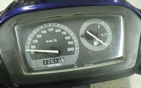 SUZUKI ADDRESS V100 CE13A