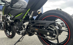 KAWASAKI Z400 2023 EX400L