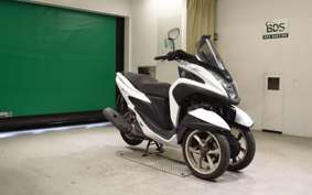 YAMAHA TRICITY 125 SE82J