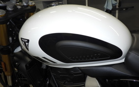 TRIUMPH SCRAMBLER400XC 2025