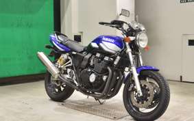 YAMAHA XJR400 Gen.3 R 2002 RH02J