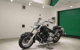 YAMAHA DRAGSTAR 400 CLASSIC 2002 VH01J