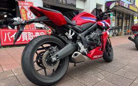 HONDA CBR650R E-Clutch 2024 RH17