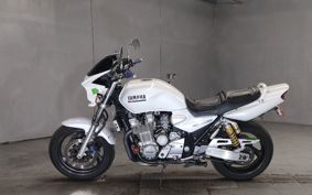 YAMAHA XJR1300 2000 RP03J