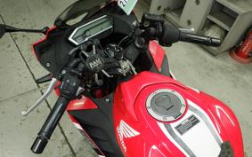 HONDA CBR150R