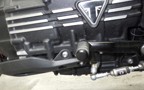 TRIUMPH ROCKET III GT 2021
