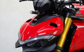 DUCATI STREET FIGHTER V4S 2020 FA00