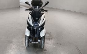 YAMAHA TRICITY 125 SE82J