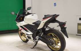 YAMAHA YZF-R25 A 2022 RG74J