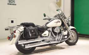 YAMAHA XV1600A ROADSTAR 2000