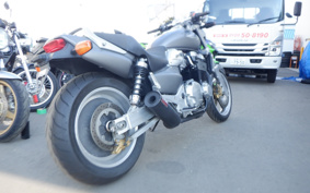 HONDA X4 1999 SC38