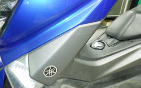 YAMAHA N-MAX 2023 SED6J
