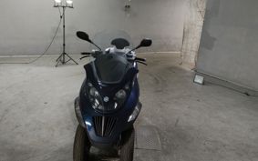 PIAGGIO MP3-250FL ZAPM6320