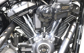 HARLEY FXLRST 2023 YXZ