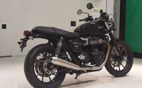 TRIUMPH STREET TWIN 2021