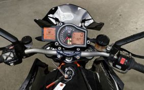 KTM 1290 SUPER  DUKE R 2014 V3940