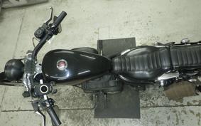 HARLEY XL883 2005