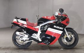 SUZUKI GSX-R750 1986 GR71F
