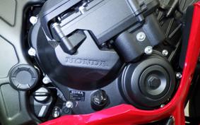 HONDA CBR650R E-Clutch 2025 RH17