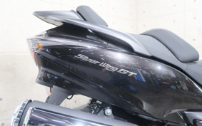 HONDA SILVERWING400GT 2012 NF03