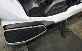 HONDA DN01 2009 RC55