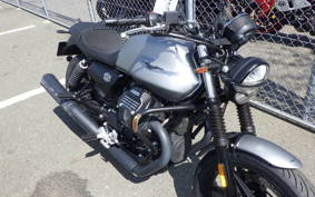 MOTO GUZZI V7 STONE 2025