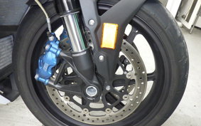 BMW M1000R 2024