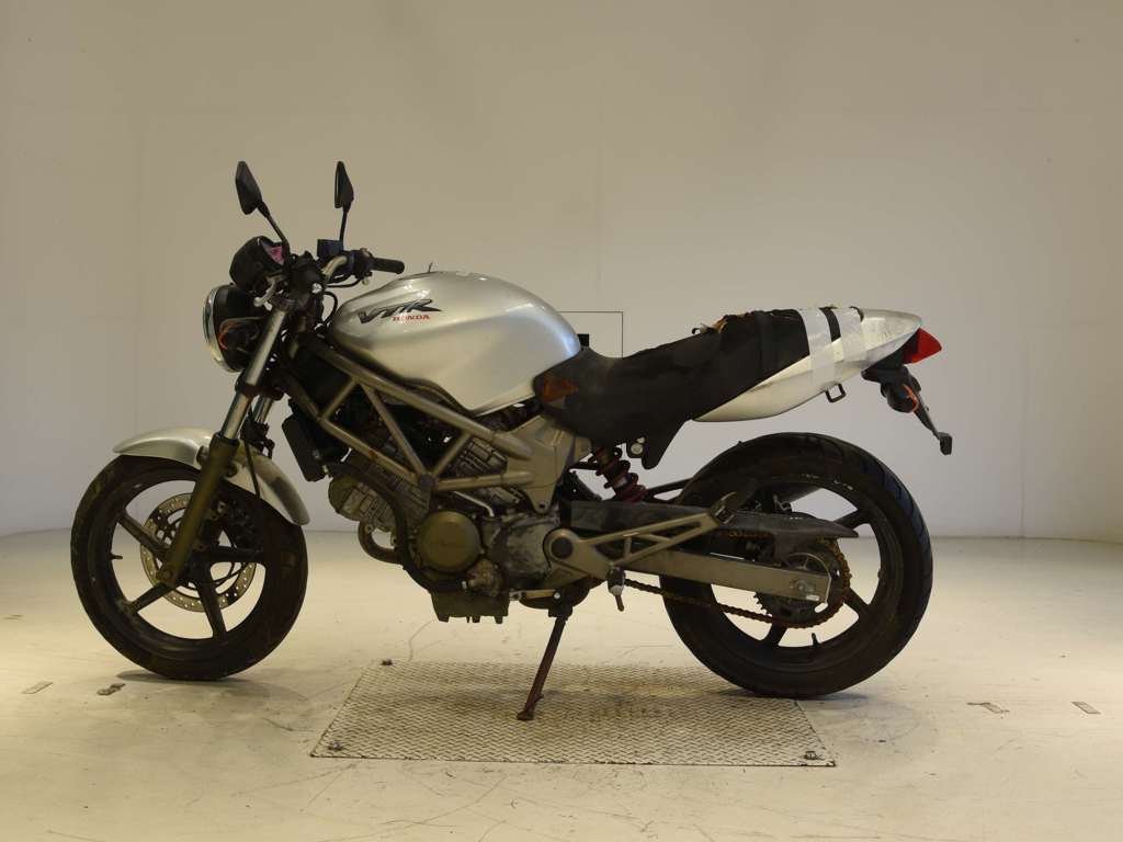 Фото Honda VTR 250 1998 с японского аукциона