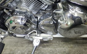 YAMAHA DRAGSTAR 400 2001 VH01J