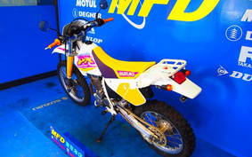 SUZUKI DR250 R SJ45A