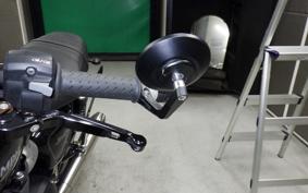 TRIUMPH STREET TWIN 2018