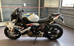 BMW S1000R 2022 0E51
