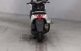 YAMAHA N-MAX 155 SG50J